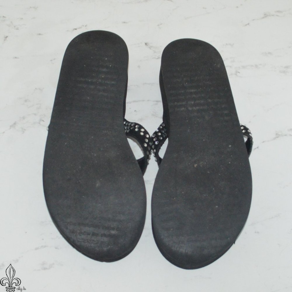 🖤Yellow Box Rhinestone Flip Flops🖤 - Picture 5 of 8